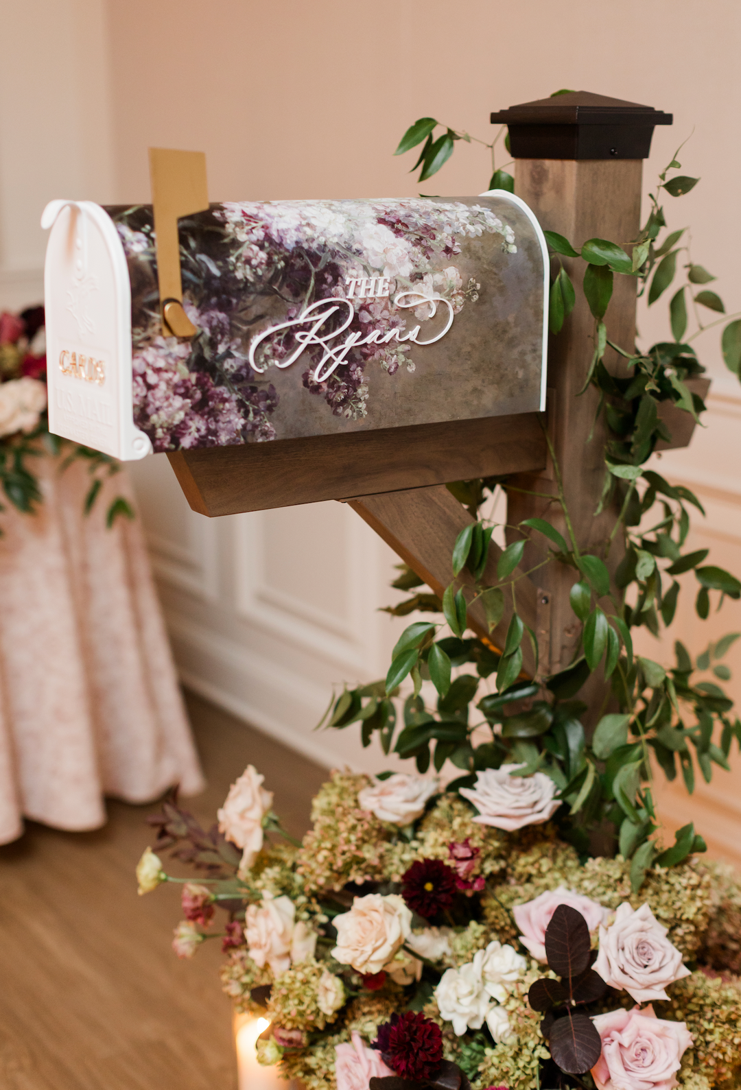 Custom Card Box Mail Box